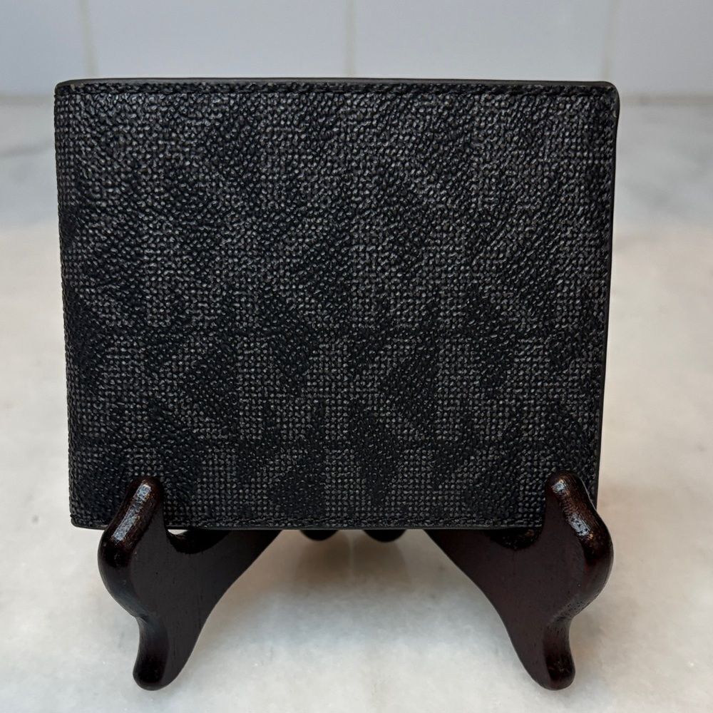 Michael Kors Signature MK Logo Saffiano Leather Wallet - NWOT